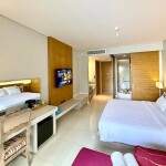 The Kee Resort and Spa (เดอะ กี รีสอร์ท แอนด์ สปา) ห้อง Deluxe Urban 2 ท่าน, ภูเก็ต