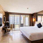 The Sanctuary Resort Pattaya (เดอะ แซงชัวรี่ รีสอร์ท พัทยา, บี ดับเบิลยู คอลเลคชั่น) ห้อง Deluxe 2 ท่าน , พัทยา