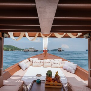 TIDKOHLARN ล่องเรือไม้แบบส่วนตัว เกาะล้าน (เหมาลำ)