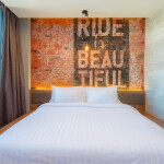 Wheeler Bed & Bike Hotel (วีลเลอร์ เบด แอนด์ ไบค์ โฮเต็ล) ห้อง Biker Bed 2 ท่าน , บางแสน