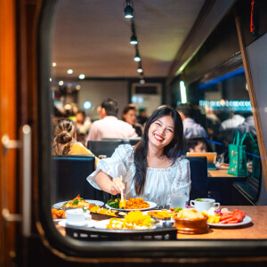 New Year Party COUNTDOWN 2026 : White Orchid Cruise in Bangkok [Asiatique]