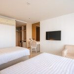 Worita Cove Hotel (วรริตา โคว์ฟ โฮเทล) ห้อง Superior Seaview 2 ท่าน, พัทยา