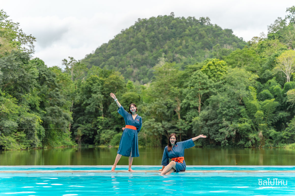 HomePhutoey River Kwai (โฮมพุเตย ริเวอร์แคว รีสอร์ท) ที่พักกาญจนบุรี บรรยากาศดี มีออนเซ็นให้แช่