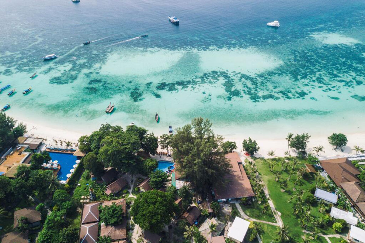 Dong Talay Lipe Beach Resort - ที่พักเกาะหลีเป๊ะ