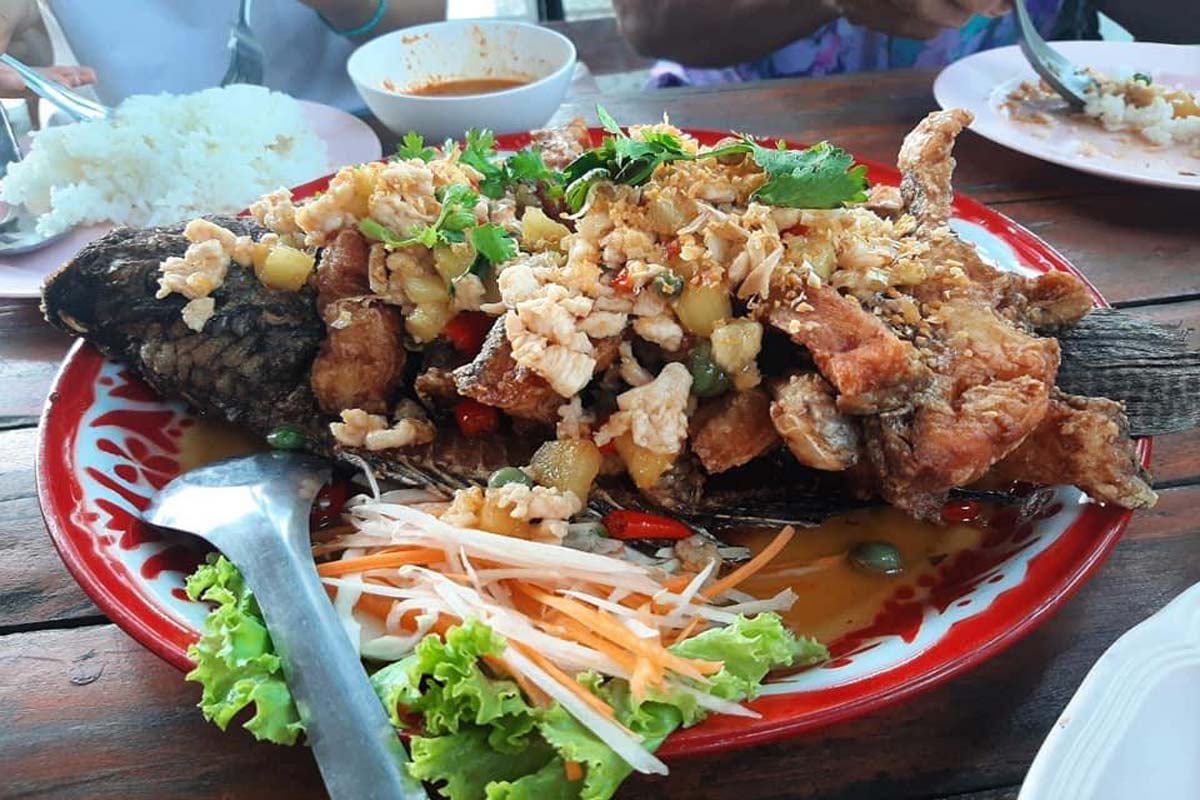 10 ร้านอาหารหนองคายริมโขง บรรยากาศดี อาหารอร่อย อัปเดตใหม่รับปี 2567