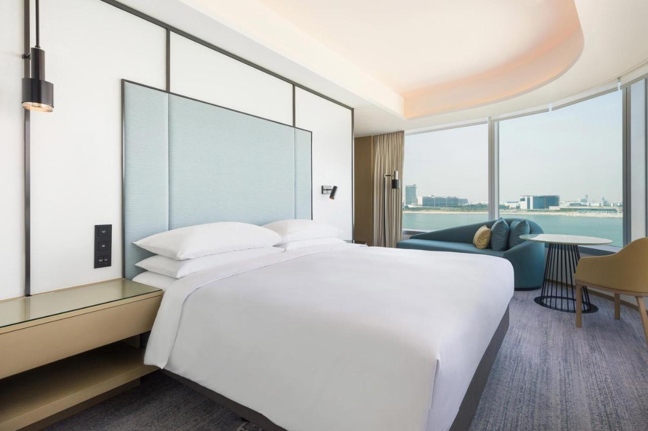 Four Points by Sheraton Hong Kong