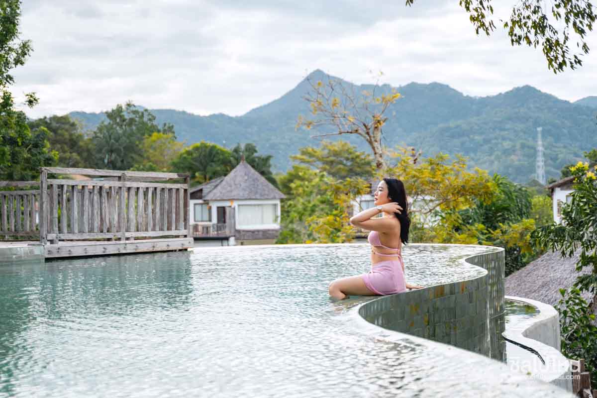 อาน่า รีสอร์ท แอนด์ สปา (AANA Resort & Spa) ที่พักเกาะช้างได้ทั้งวิวทะเลและคลอง