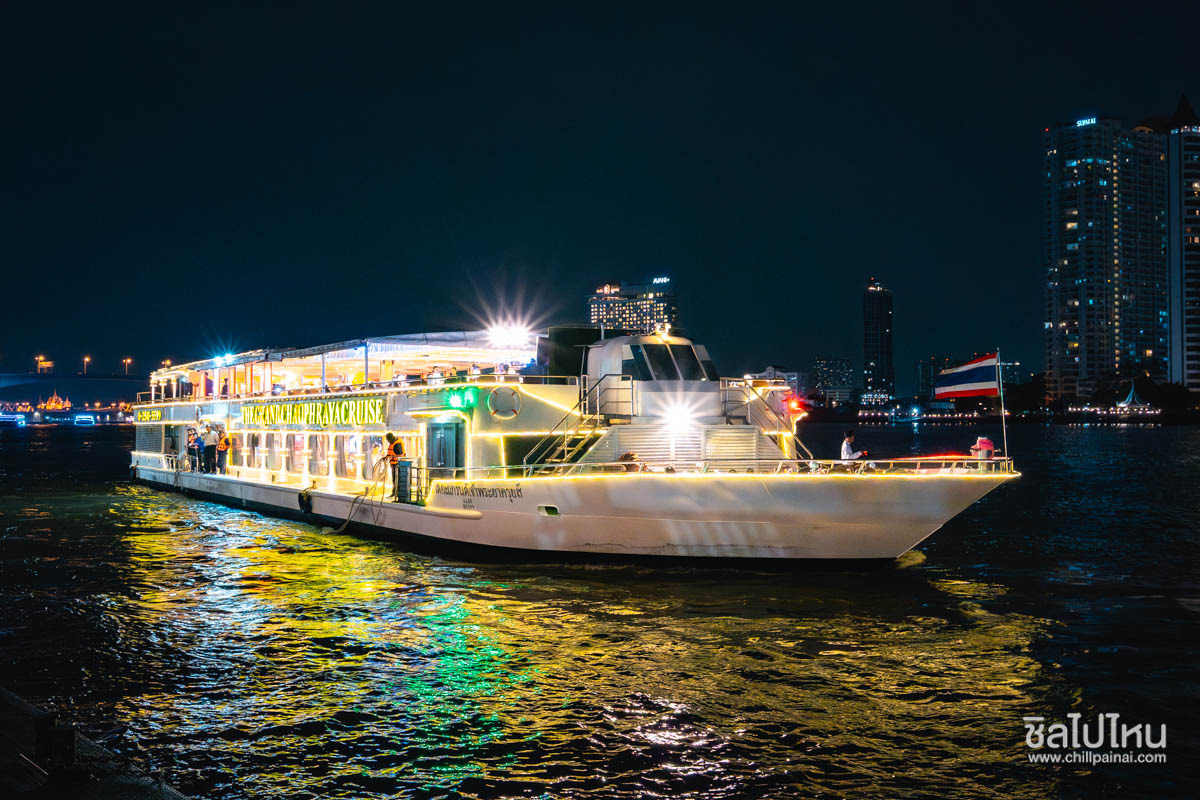 รีวิวดินเนอร์บุฟเฟ่ต์เรือเจ้าพระยาครุยส์ (Chaophraya Cruise) จัดเต็มกุ้งแม่น้ำเผาและซีฟู้ดไม่อั้น คนละ 970 บาท