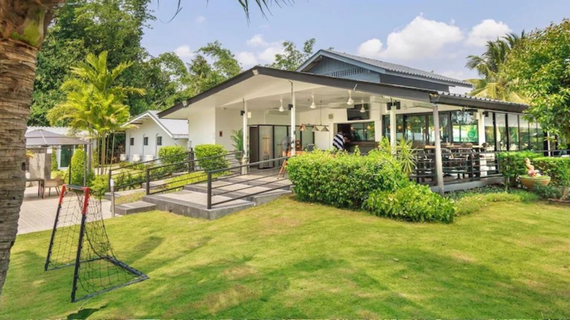 10 ที่พักใกล้ Wisdom Valley เขาไม้แก้ว ห้องพักกว้าง บรรยากาศดี เดินทางง่าย