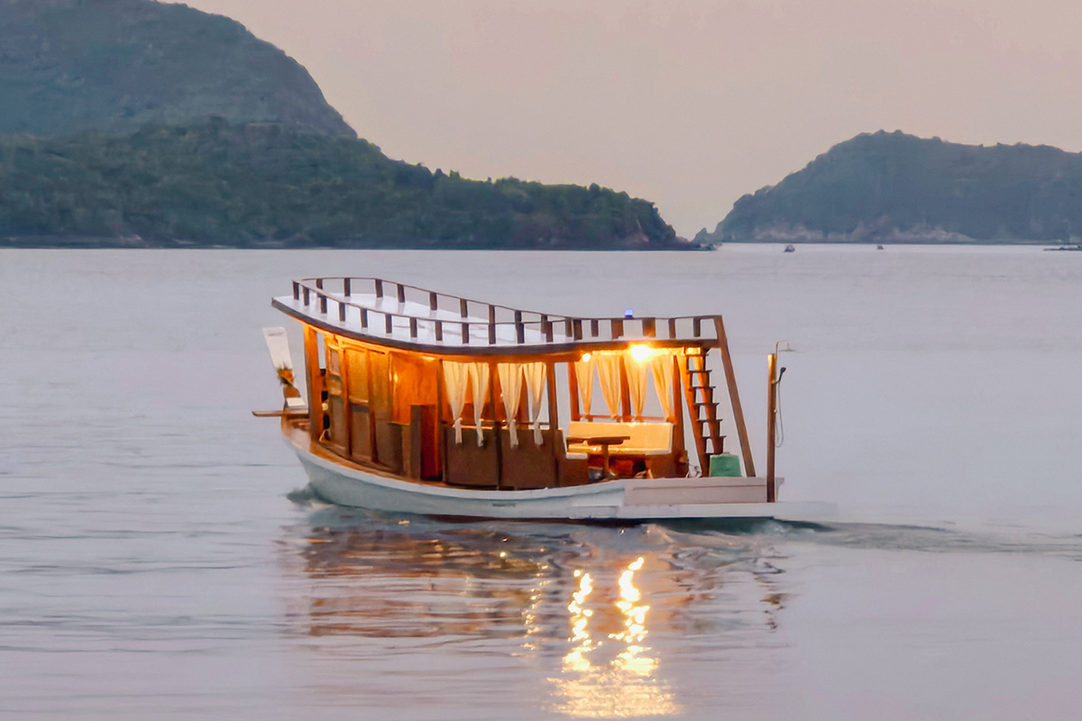 seaviewboat5
