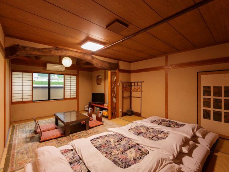 20 ที่พักพร้อมออนเซ็น เมืองยูฟูอิน ประเทศญี่ปุ่น  อัปเดตปี 2568