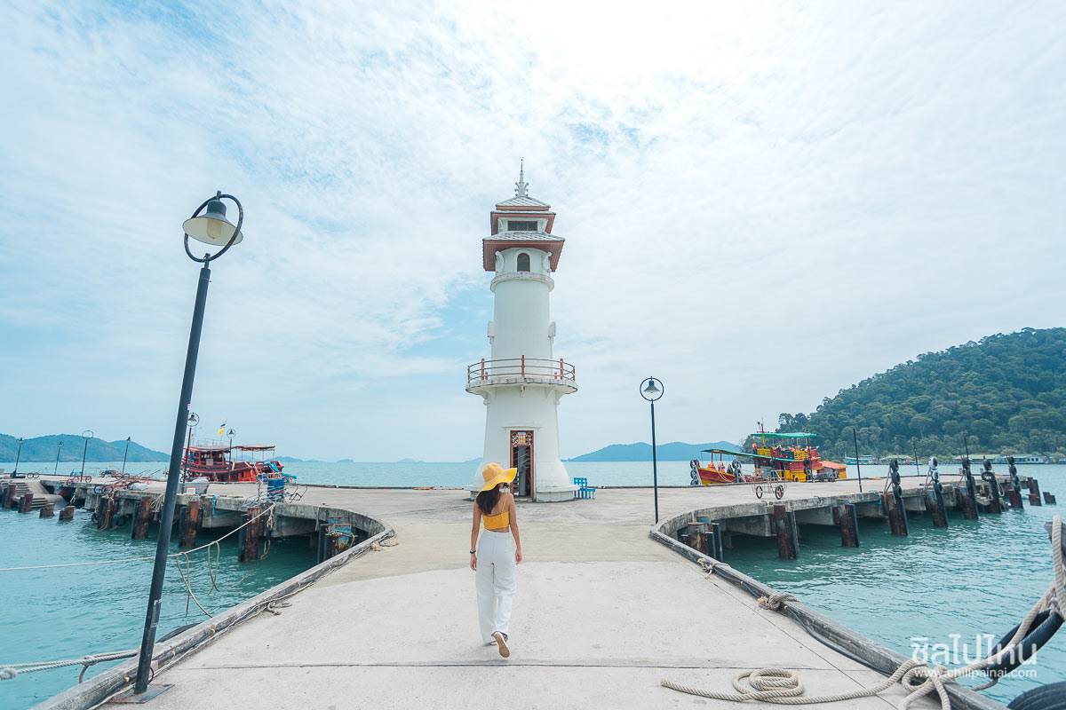 รีวิว แพ็คเกจเกาะช้าง 3 วัน 2 คืน พักที่ AANA Villas Koh Chang + อาหาร 4 มื้อ + ทัวร์ดำน้ำ 4 เกาะ + พายคายัค และล่องเรือชมหิ่งห้อย เริ่มต้นคนละ 2,690 บาท/ท่าน