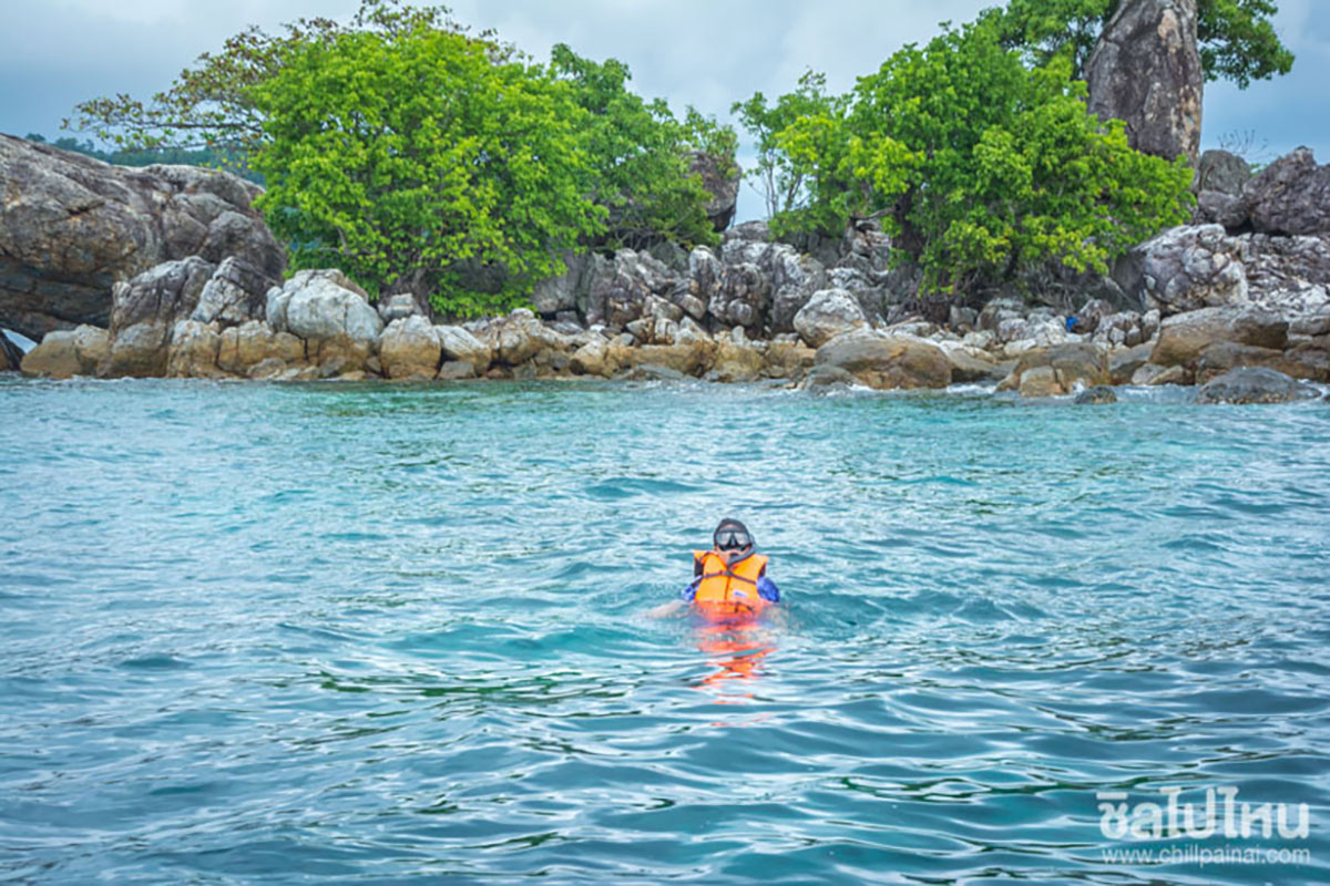 รีวิว แพ็คเกจเกาะช้าง 3 วัน 2 คืน พักที่ AANA Villas Koh Chang + อาหาร 4 มื้อ + ทัวร์ดำน้ำ 4 เกาะ + พายคายัค และล่องเรือชมหิ่งห้อย เริ่มต้นคนละ 2,690 บาท/ท่าน