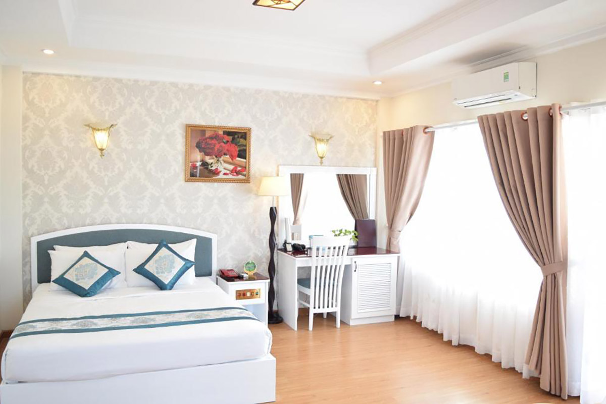 20 ที่พักโฮจิมินห์ ตั้งอยู่ใจกลางเมืองโฮจิมินห์ ใกล้สถานที่ท่องเที่ยวและแหล่งชอปปิง ราคาประหยัด