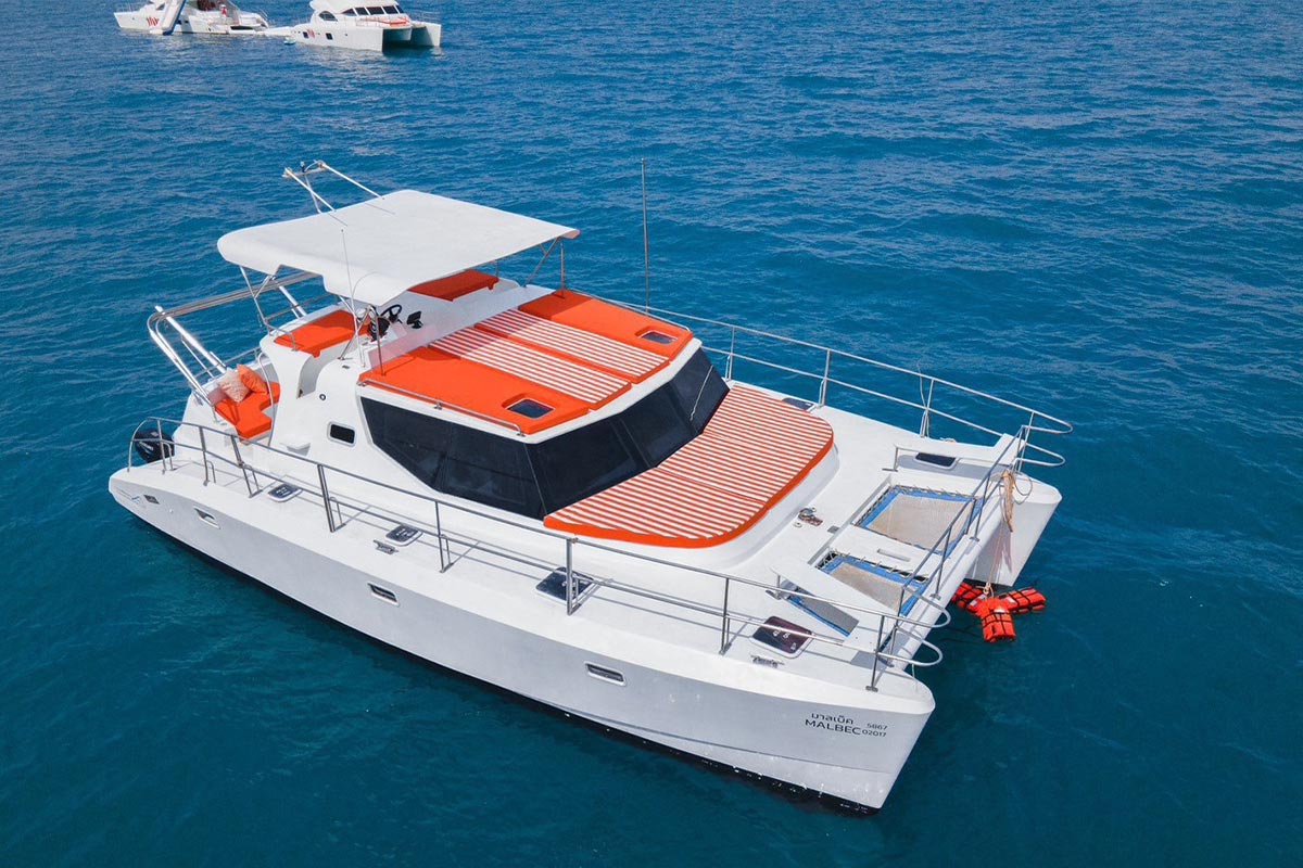 8 ทริปล่องเรือยอร์ชพัทยาแบบเหมาลำ ปาร์ตี้สุดไพรเวต ราคาเริ่มต้น 13,900 บาท/ลำ