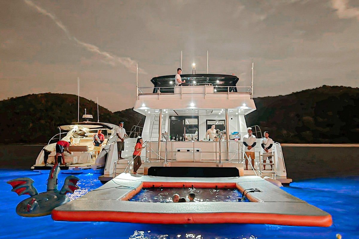 8 ทริปล่องเรือยอร์ชพัทยาแบบเหมาลำ ปาร์ตี้สุดไพรเวต ราคาเริ่มต้น 13,900 บาท/ลำ