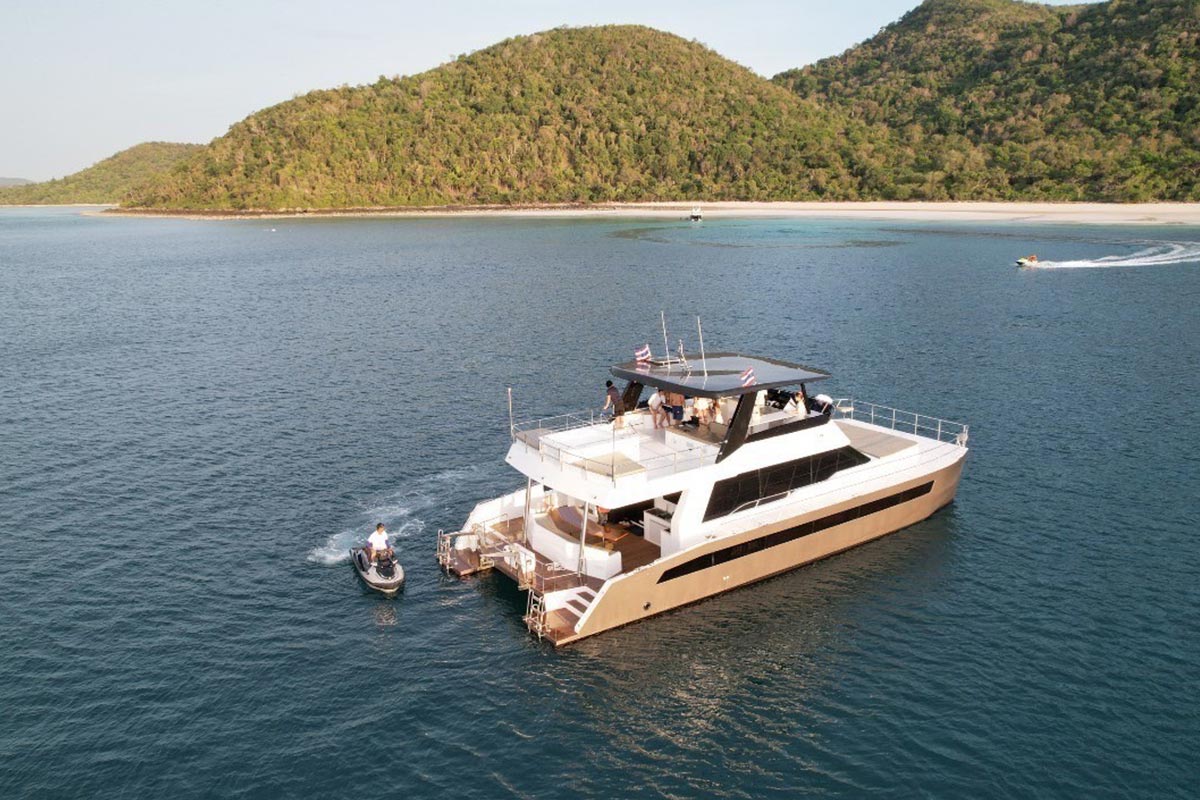 8 ทริปล่องเรือยอร์ชพัทยาแบบเหมาลำ ปาร์ตี้สุดไพรเวต ราคาเริ่มต้น 13,900 บาท/ลำ