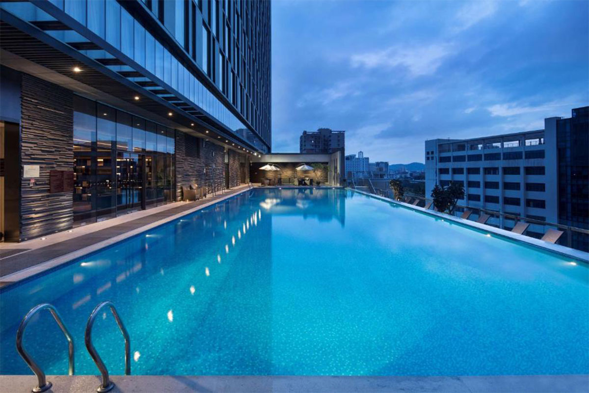 Hilton-2