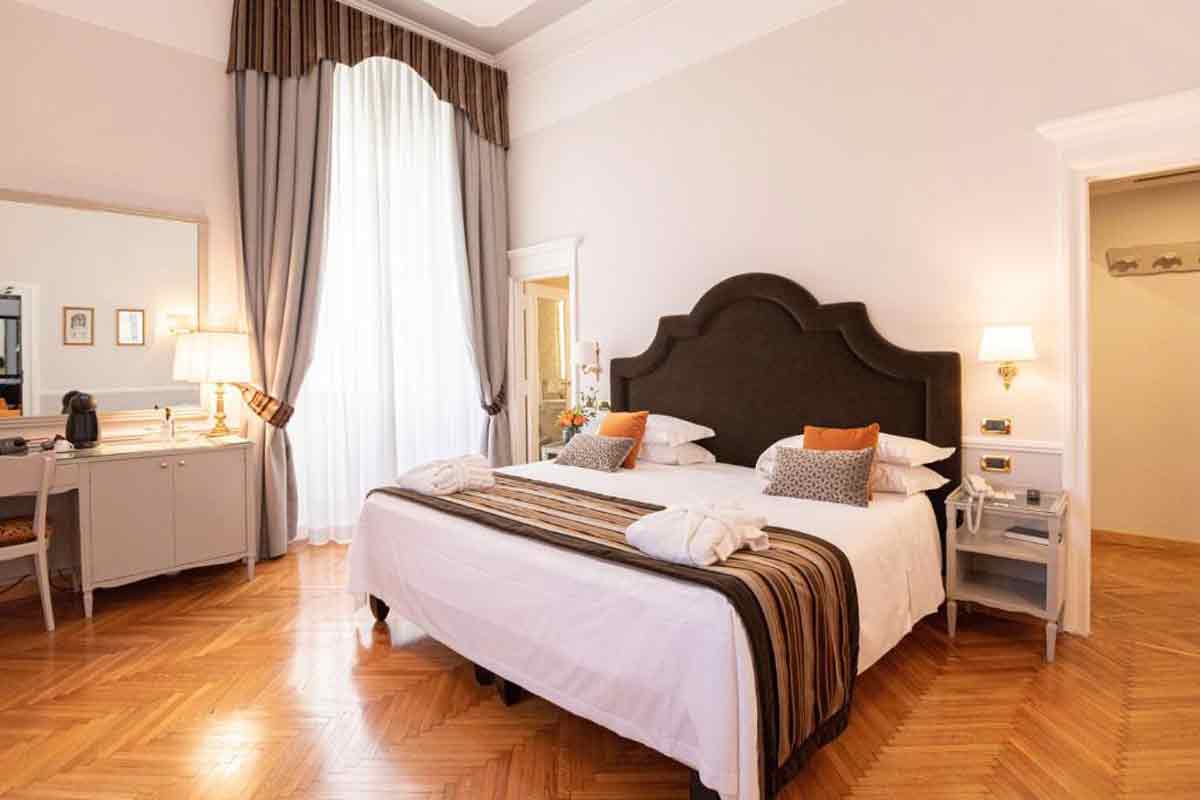Bettoja-Massimo-DAzeglio-Hotel1