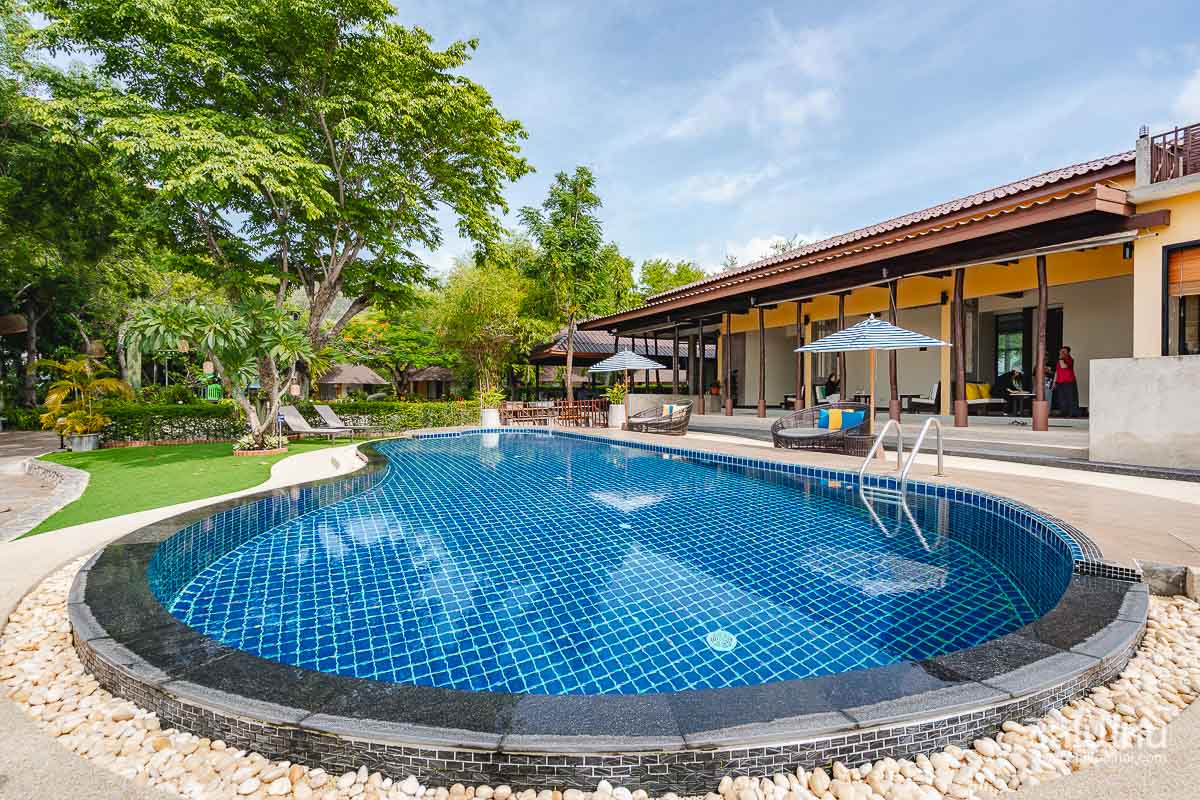 ทริปเที่ยวสัตหีบ 2 วัน 1 คืน ที่พักรวมทริปดำน้ำราคาไม่เกิน 2 พันต่อคน