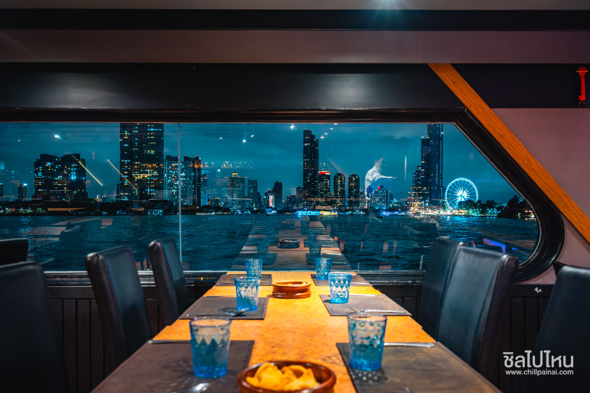 white-orchid-river-cruise-dinner-10