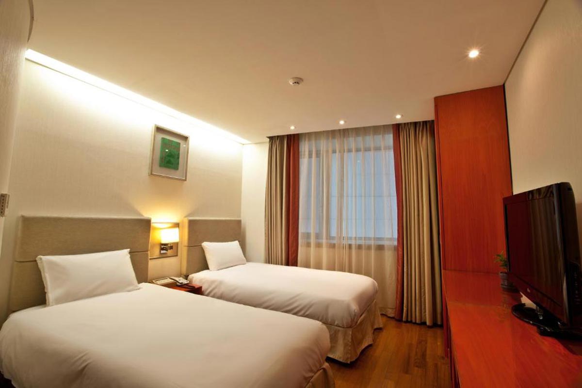 Prince-Hotel-Myeongdong1