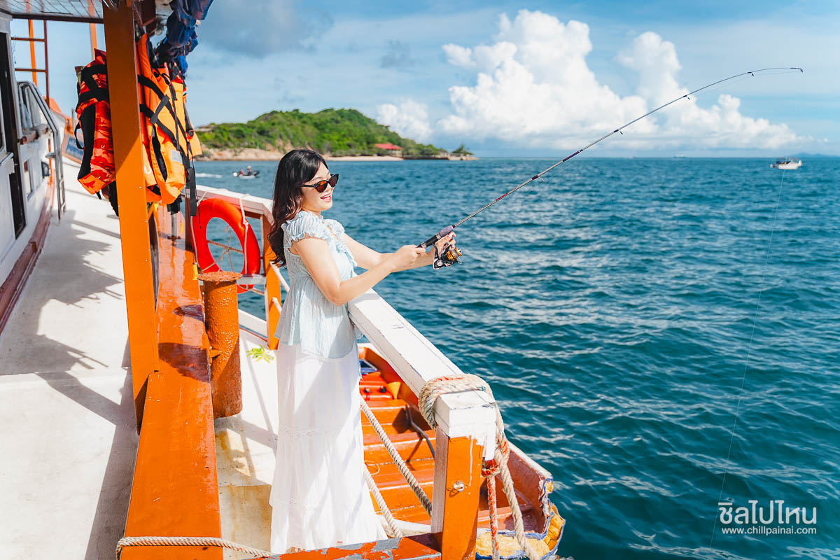 One Day Trip ล่องเรือประมงสุดหรู ดำน้ำ ตกปลา 3 เกาะ เกาะล้าน เกาะครก เกาะสาก แบบส่วนตัว เริ่ม 5,900 ต่อ 4 คน