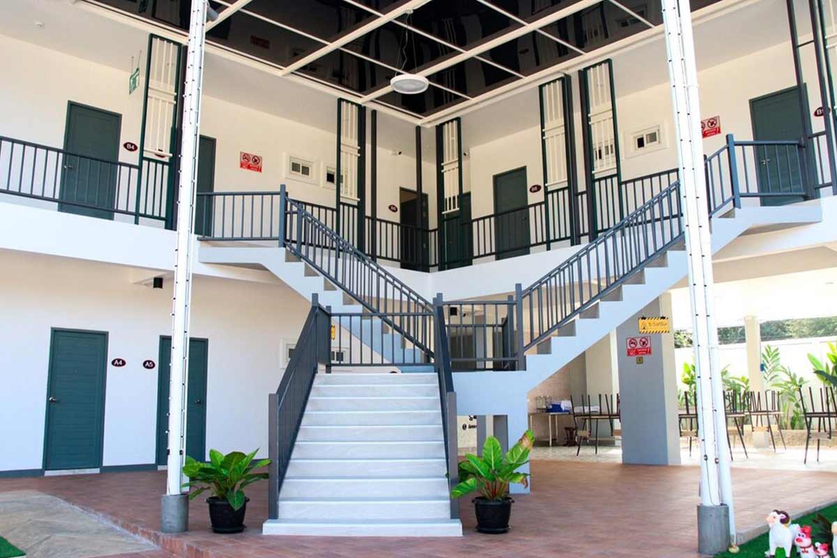 Pround-Supreme-Resort-2