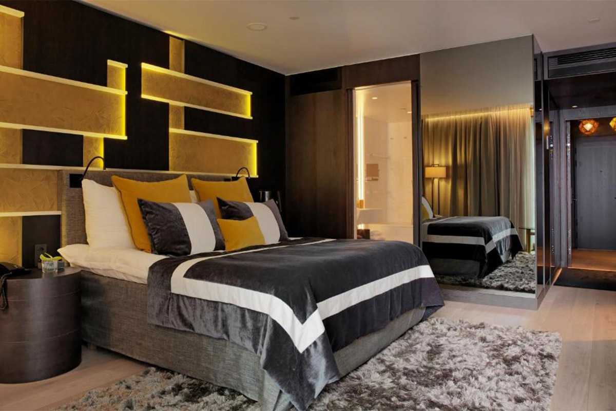The Thief Hotel_2