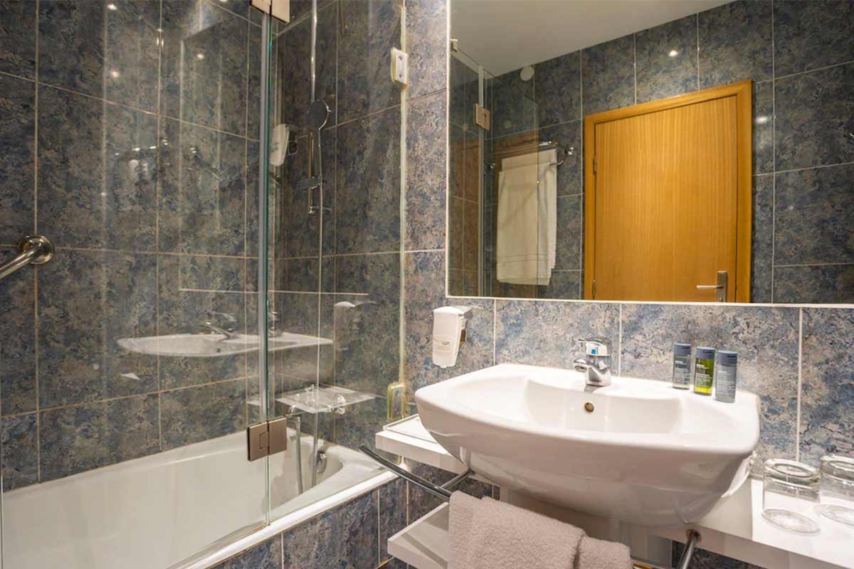 HF-Tuela-Porto-Hotel1