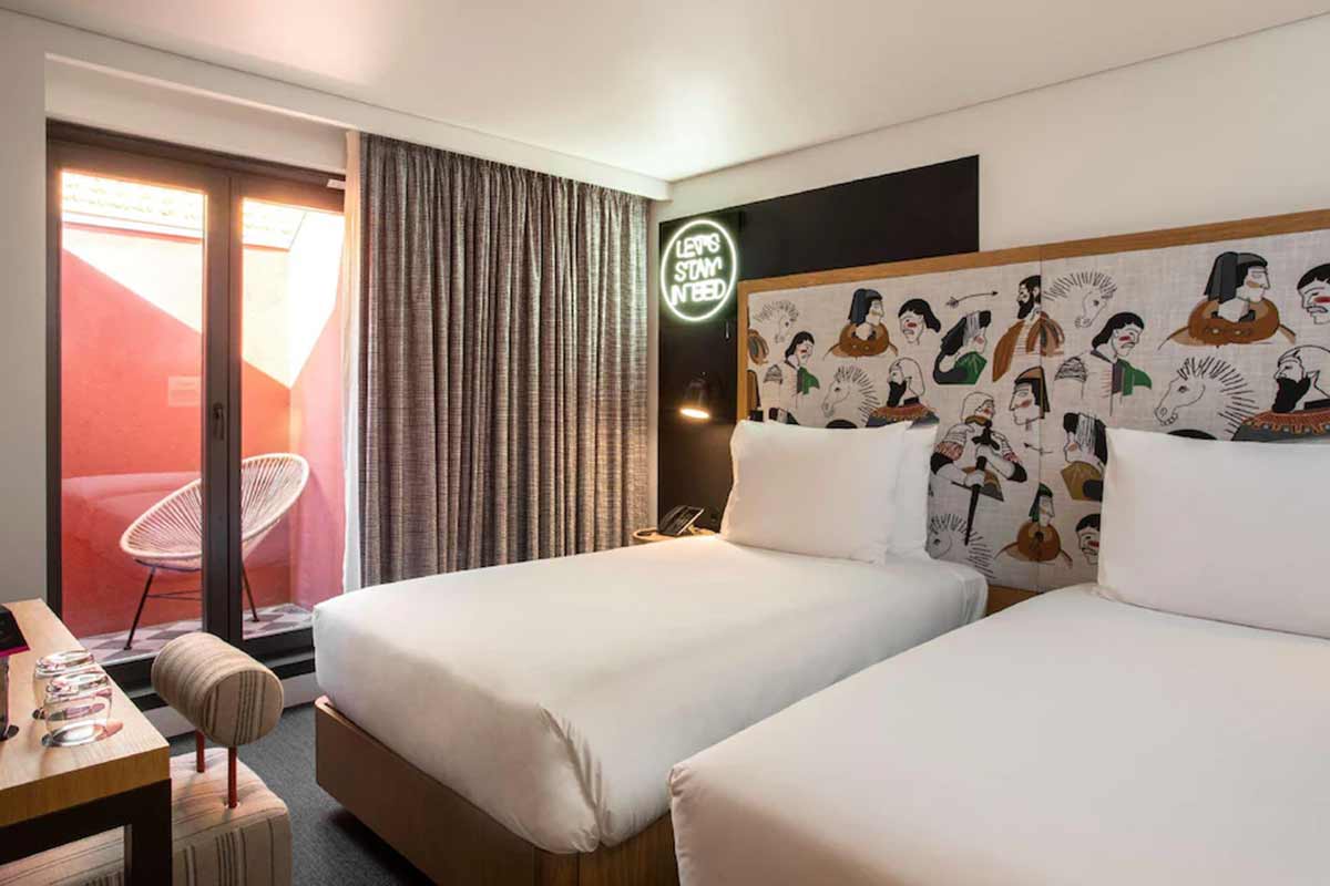 Se-Catedral-Hotel-Porto-Tapestry-Collection-By-Hilton1