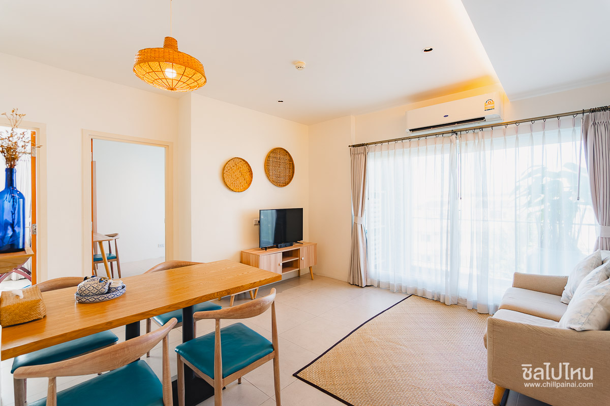 ดีพร้อม พัทยา (DeeProm Pattaya Hotel) ที่พักใจกลางพัทยา บรรยากาศอบอุ่น เหมาะกับการพักผ่อน