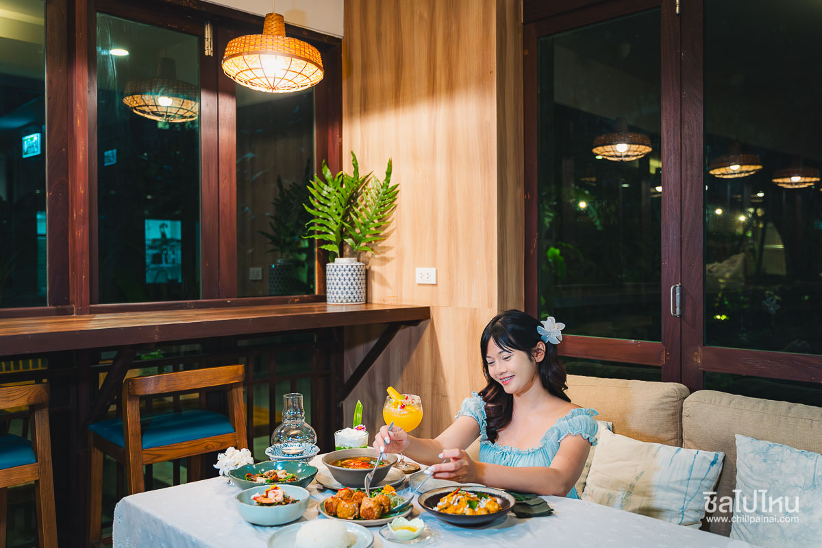 ดีพร้อม พัทยา (DeeProm Pattaya Hotel) ที่พักใจกลางพัทยา บรรยากาศอบอุ่น เหมาะกับการพักผ่อน