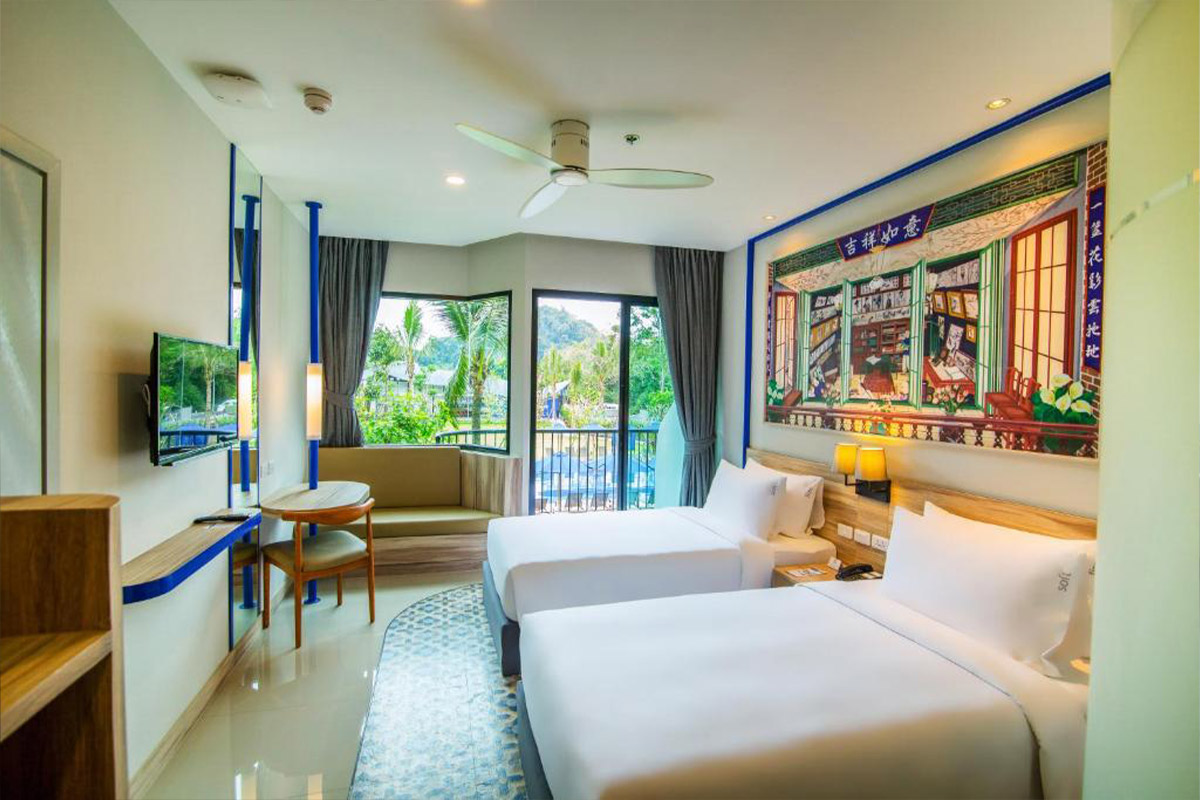 3.Holiday Style Ao Nang Beach Resort, Krabi