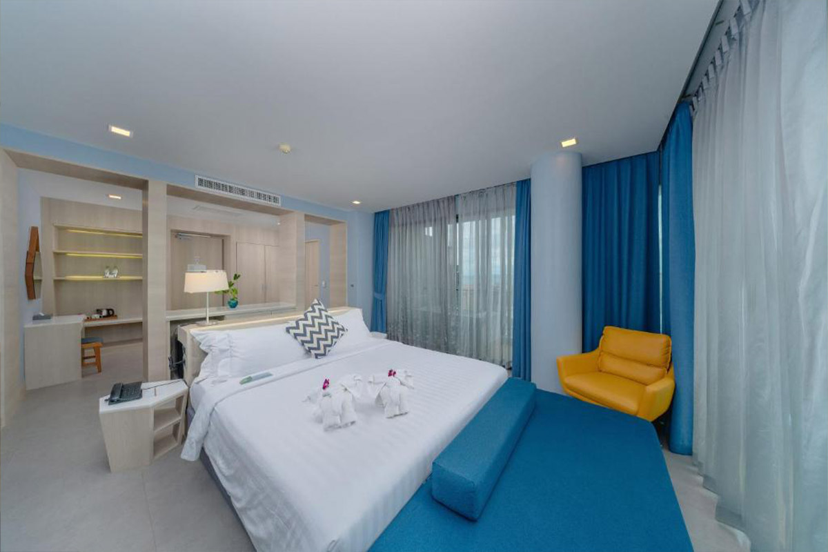 4.BlueSotel Krabijpg