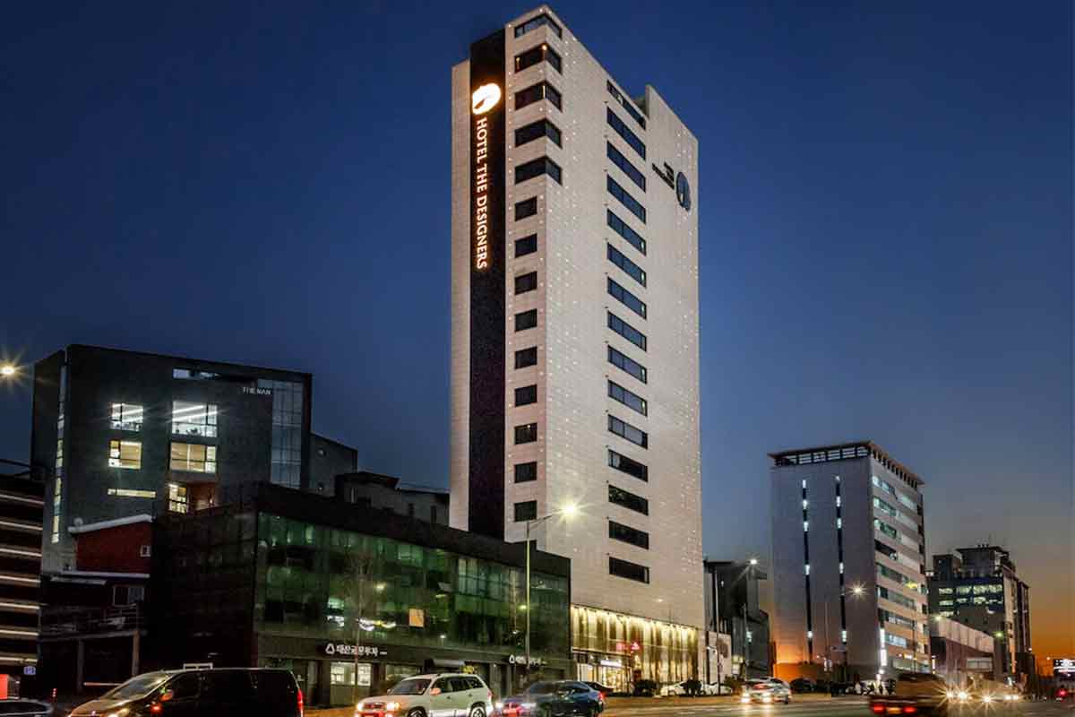 Hotel-The-Designers-Hongdae1