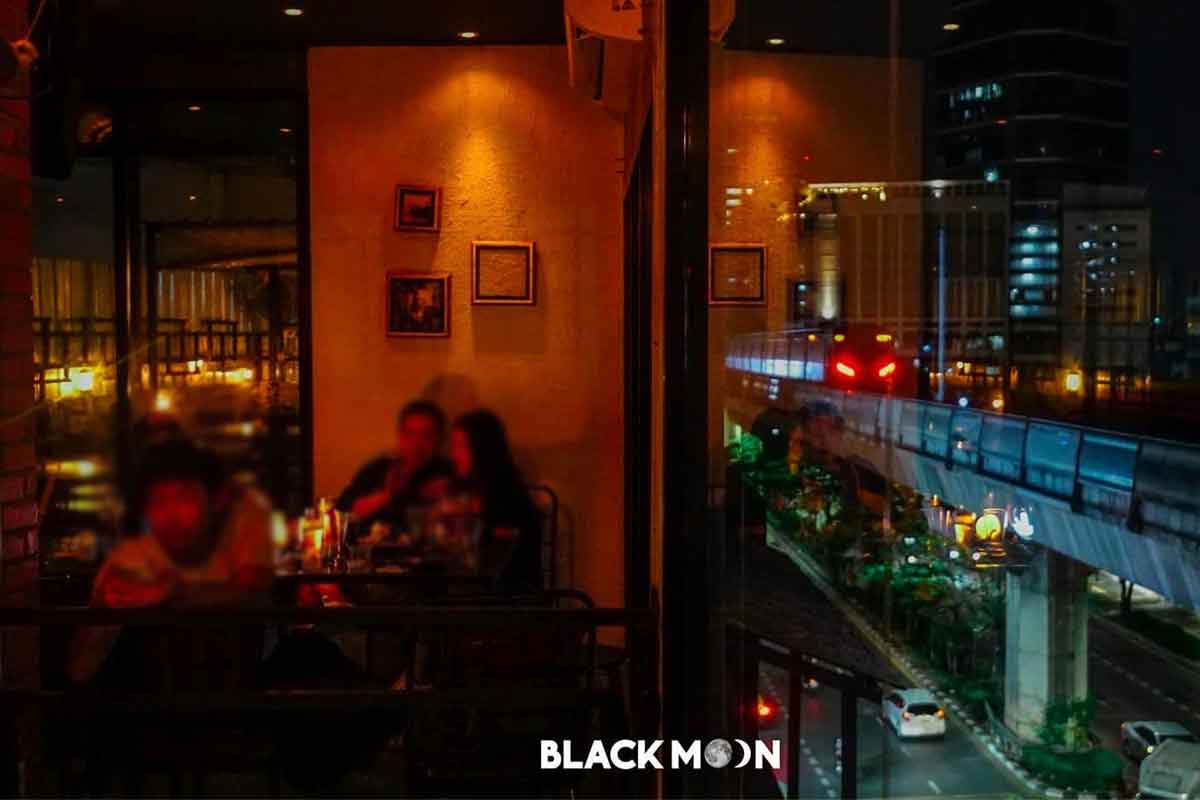 Blackmoon-Bangkok1