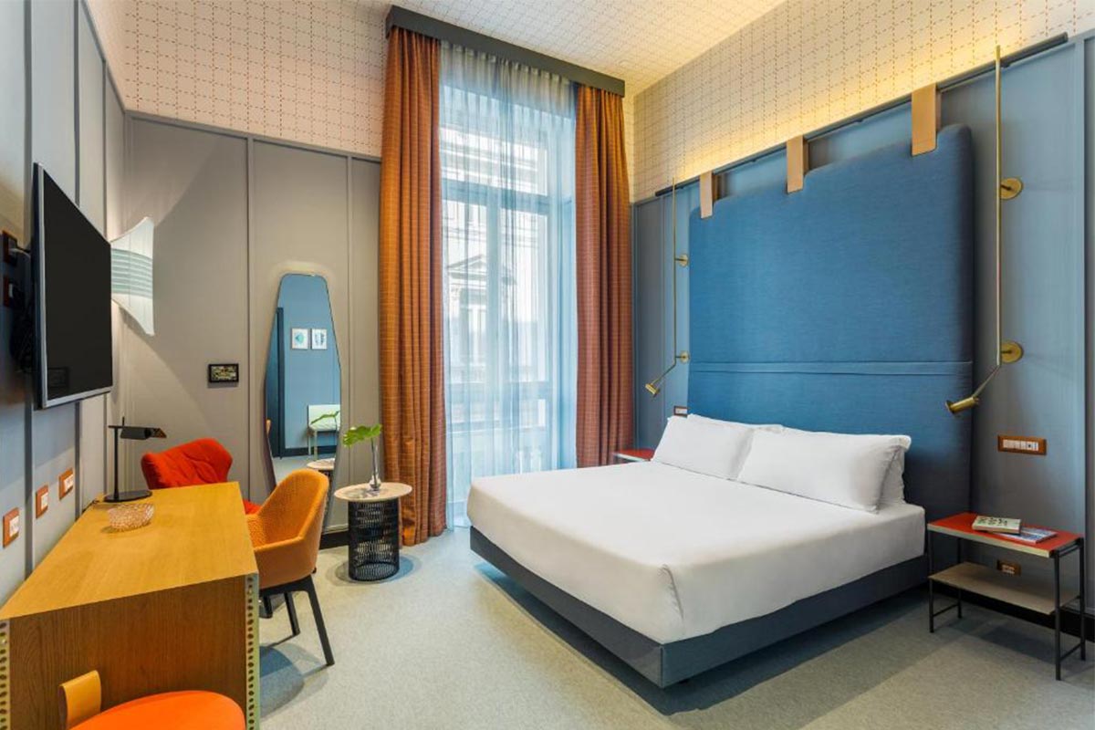 Room-Mate-Giulia