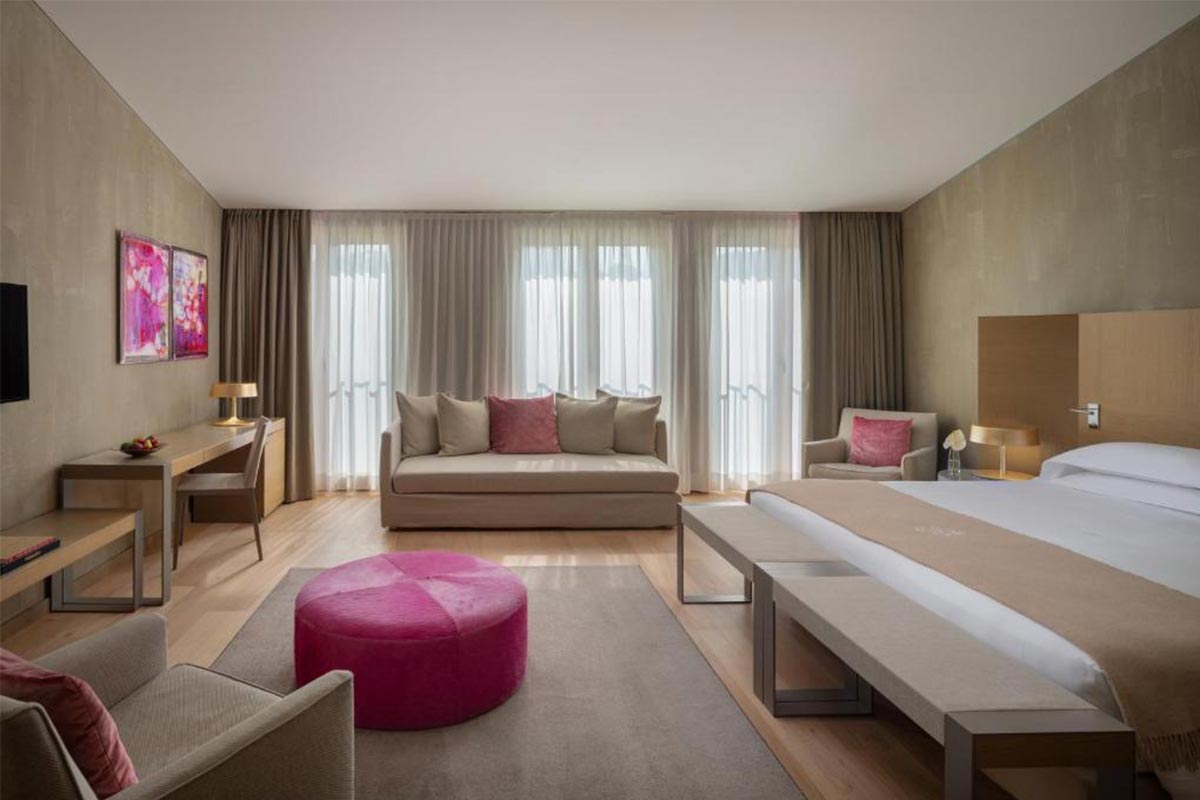 Rosa-Grand-Milano