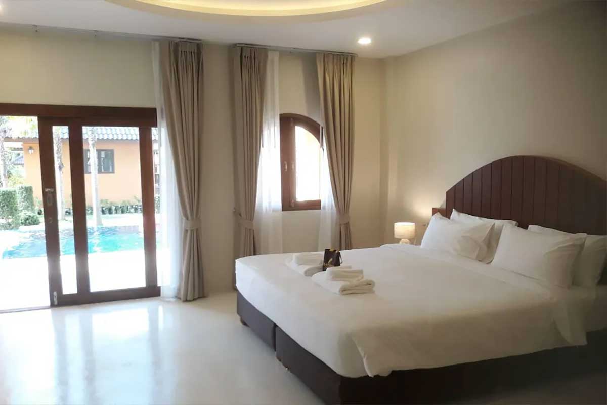 Santorini-Khanom-1