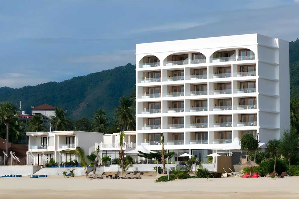 Elite-Atoll-Beachfront-Hotel-2