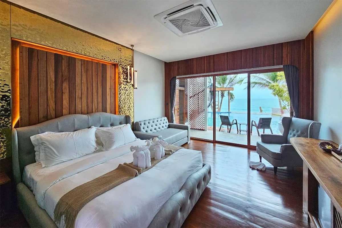 Hotel-Villa-Aokhanom-Beachfront-2