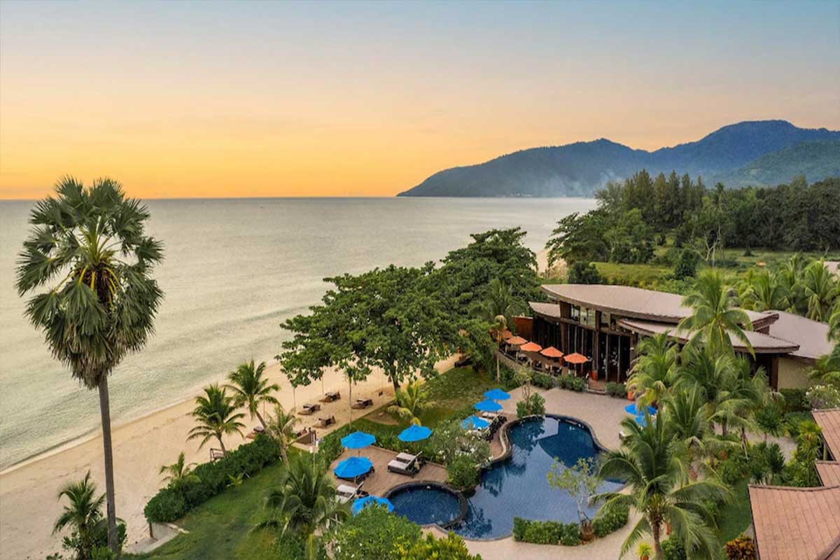 Khanom-Beach-Resort-&-Spa-1