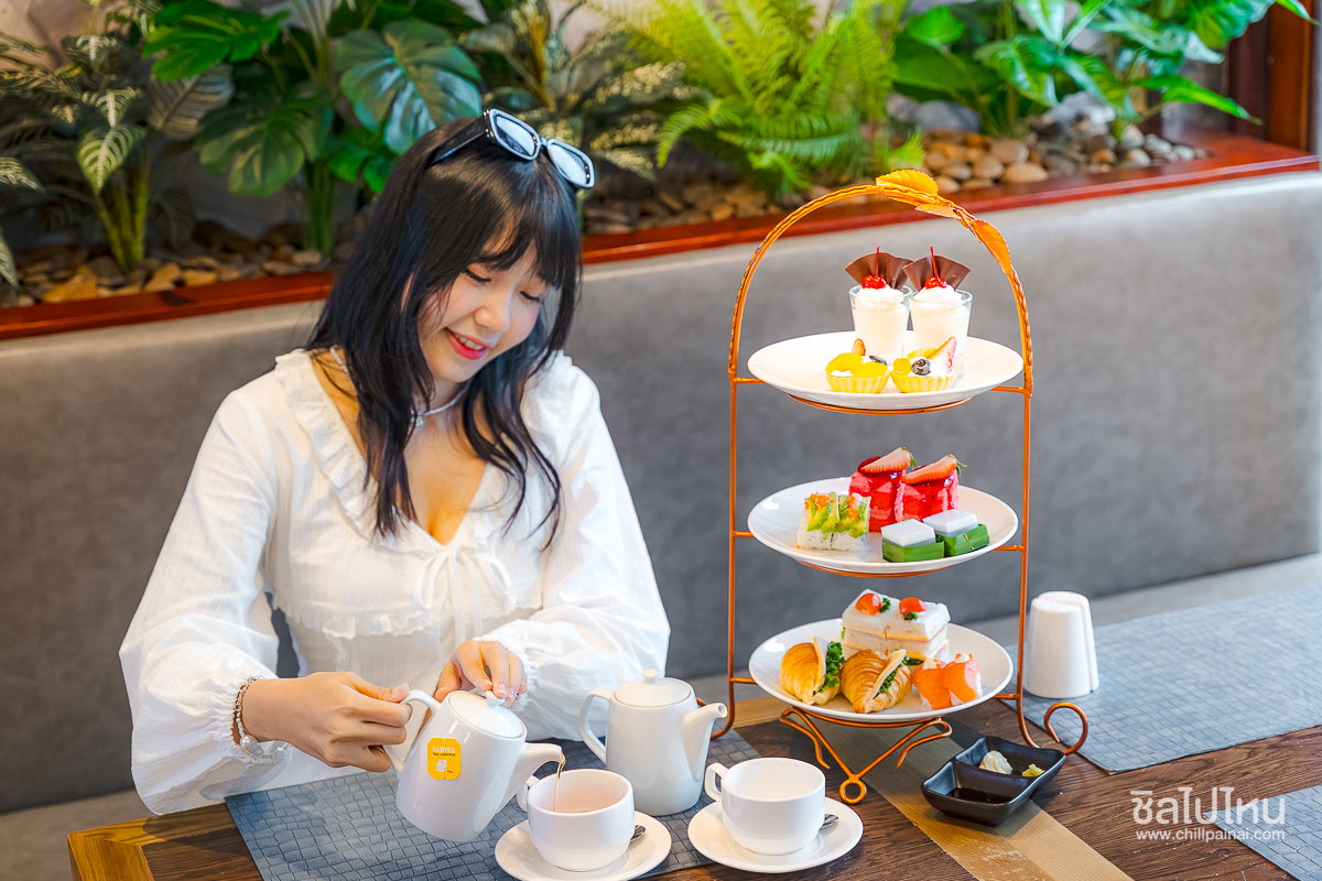 Blue Dragon Cafe & Beach Club พัทยา ร้านอาหารพัทยาชมวิวทะเลสุดปัง
