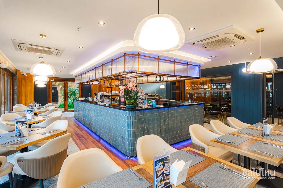 Blue Dragon Cafe & Beach Club พัทยา ร้านอาหารพัทยาชมวิวทะเลสุดปัง