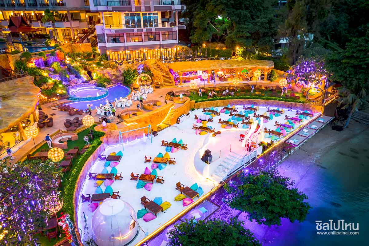 Blue Dragon Cafe & Beach Club พัทยา ร้านอาหารพัทยาชมวิวทะเลสุดปัง