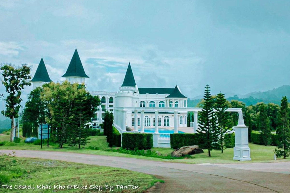 17.1-เดอะ-คาสเทล-เขาค้อ--(The-Castell-Khao-Kho-At-Bluesky-By-TanTen)--