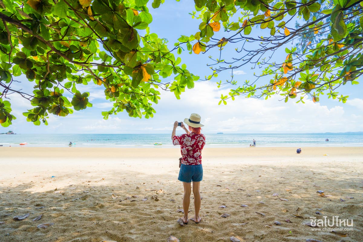 Laem_Mae_Phim_Beach1