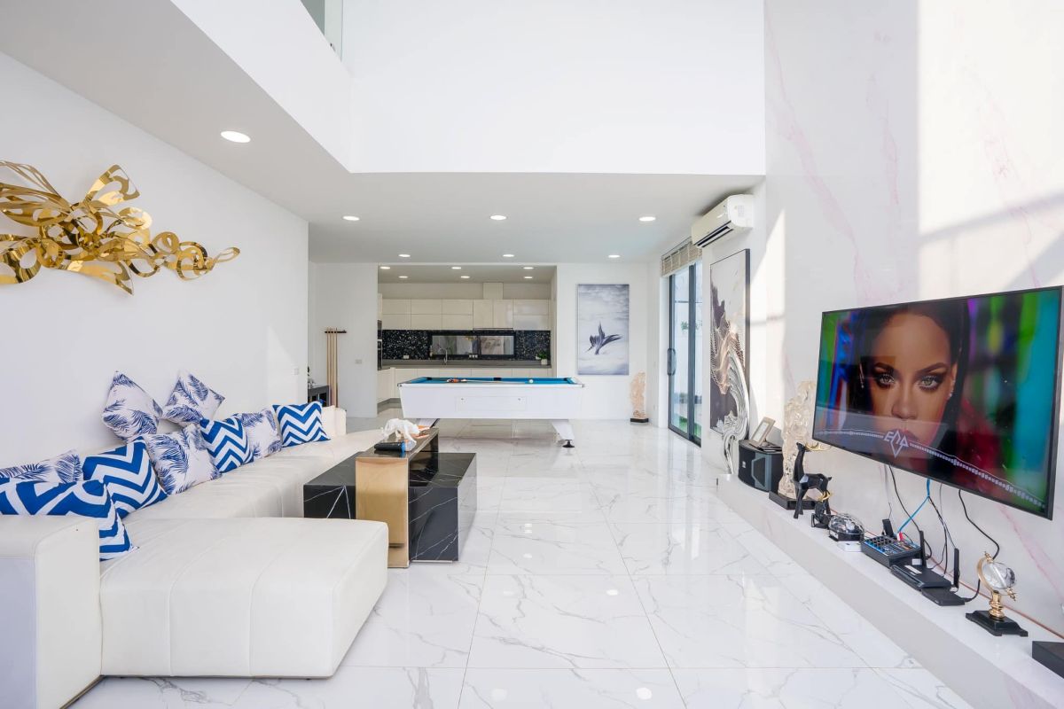 10 พูลวิลล่าพัทยา เที่ยวยกแก๊งค์พักได้ตั้งแต่ 10-30 คน อัปเดตใหม่ 2568