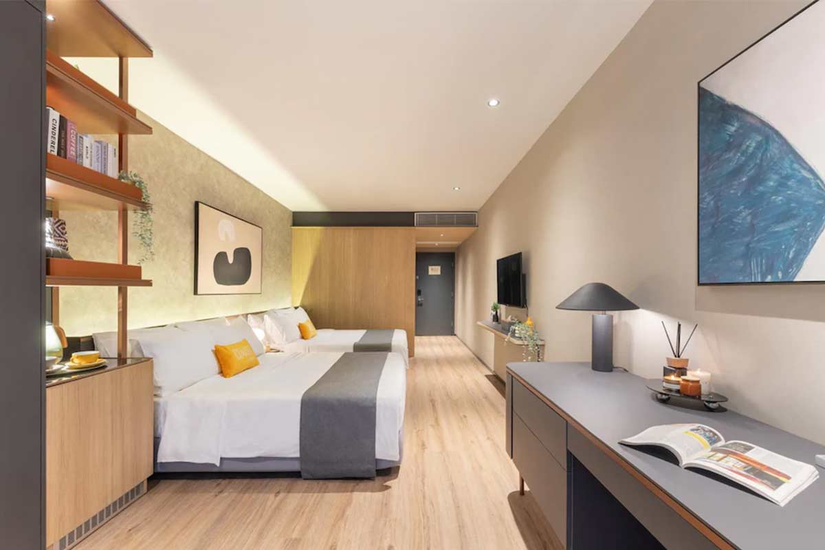 Dash-Living-on-Prat1